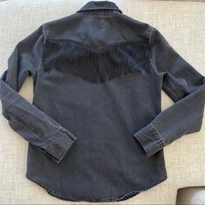 EUC Levi’s Fringe Black Button Up
